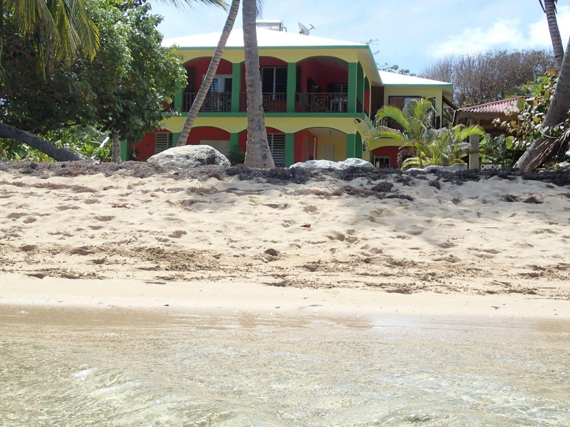 Ababor Suites Guesthouse Vieques Ngoại thất bức ảnh